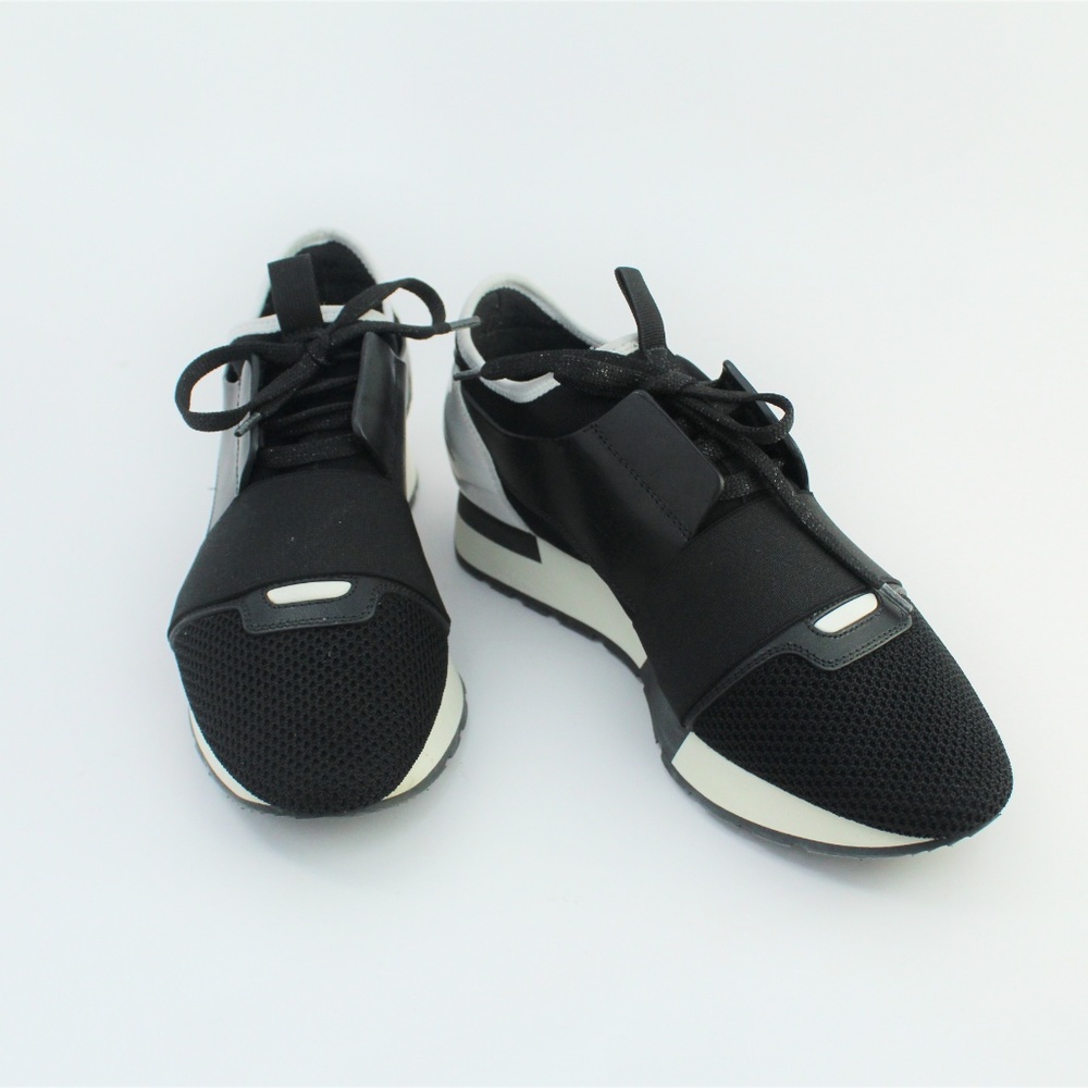 Balenciaga's Race Runner Black Low Top Sneakers 38 - Picture 2 of 7